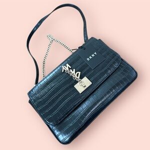 DKNY CLEO MD SHOULDER PURSE -Black S